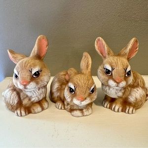 Vintage set of 3 bunny rabbits. Adorable ceramic bunny rabbits with cute faces